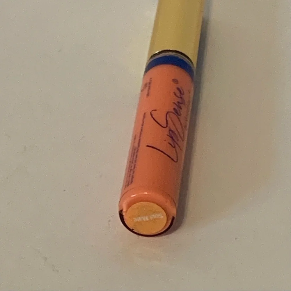 NWT. LIPSENSE Soul Mate Gloss